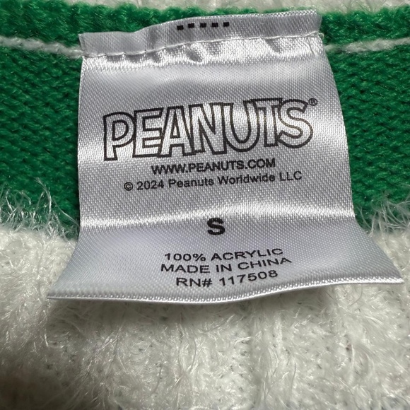 NWOT Peanuts| Snoppy and Woodstock Happy Holidays Ugly Christmas Sweater Small - Picture 5 of 7